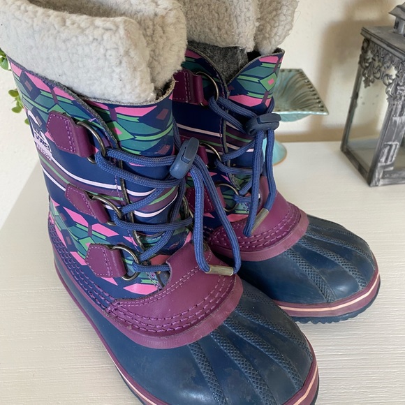 Sorel Caribou Womens Purple Waterproof Insulated Rubber Winter Snow Boots Size 3 - Picture 2 of 8